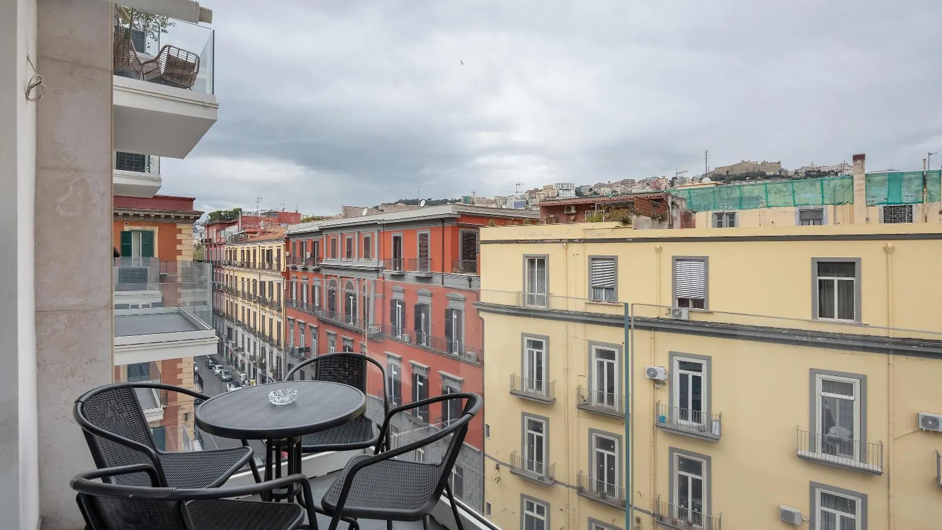 Luxury Apartments Napoli Lungomare 0*, 나폴리