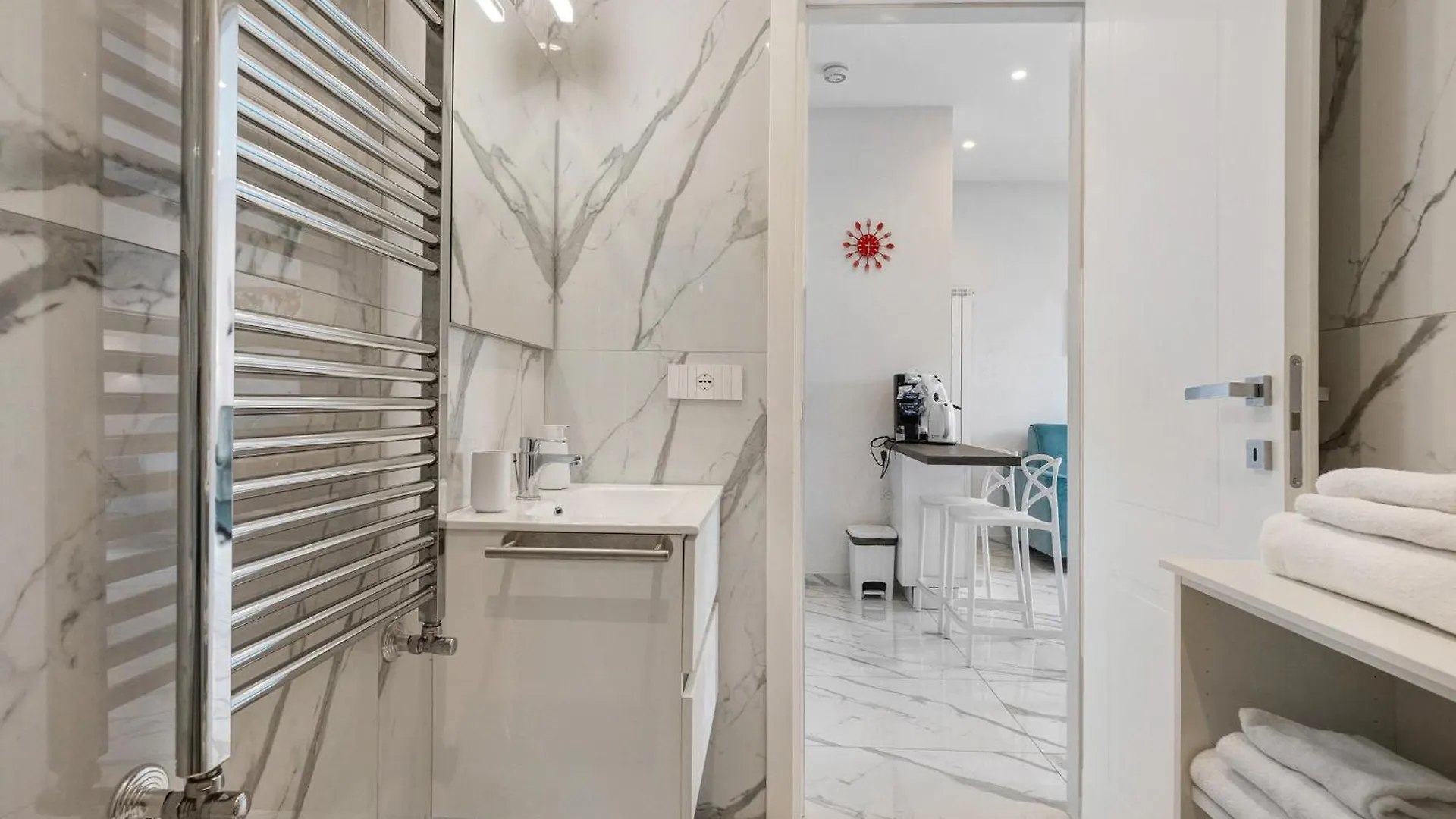 Luxury Apartments Napoli Lungomare 0*, Nápoles