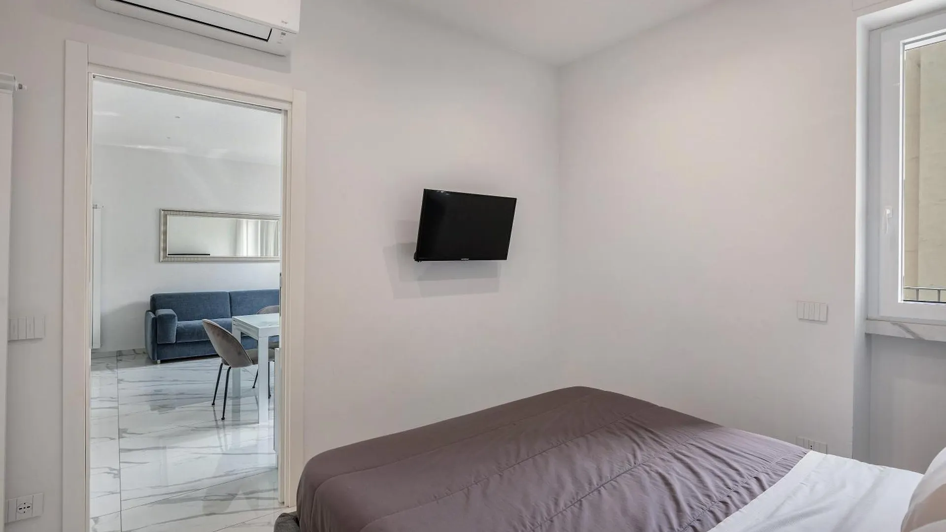 Luxury Apartments Napoli Lungomare  Nápoles